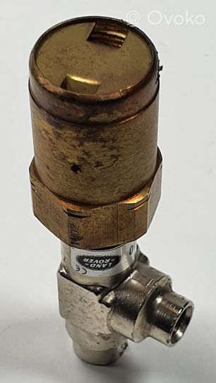 Land Rover Range Rover L322 Takaiskunvaimentimen käyttölaitteen solenoidi MAV500010