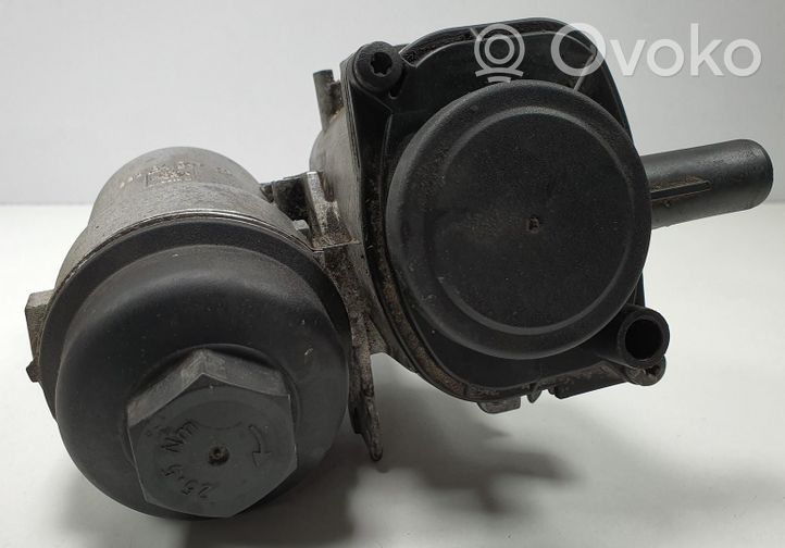 Volvo V60 Supporto di montaggio del filtro dell’olio 30677920