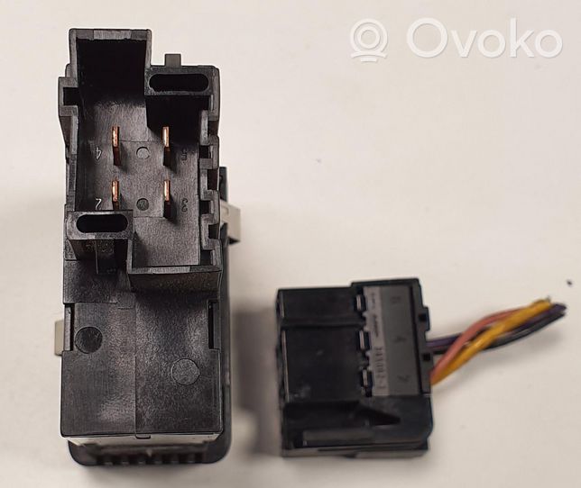 Volvo C70 Fog light switch 9148994