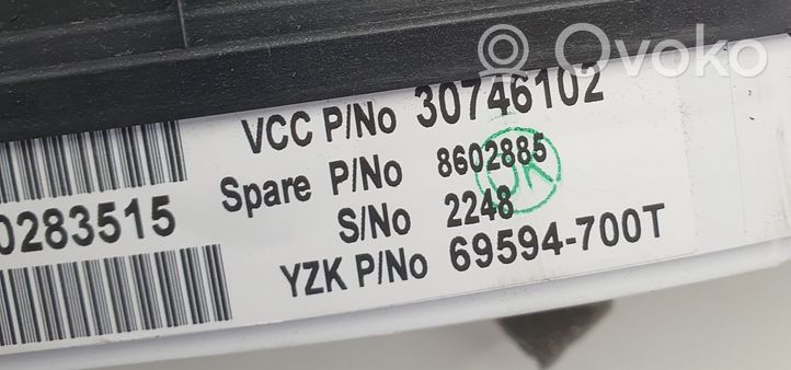 Volvo S60 Speedometer (instrument cluster) 30746102