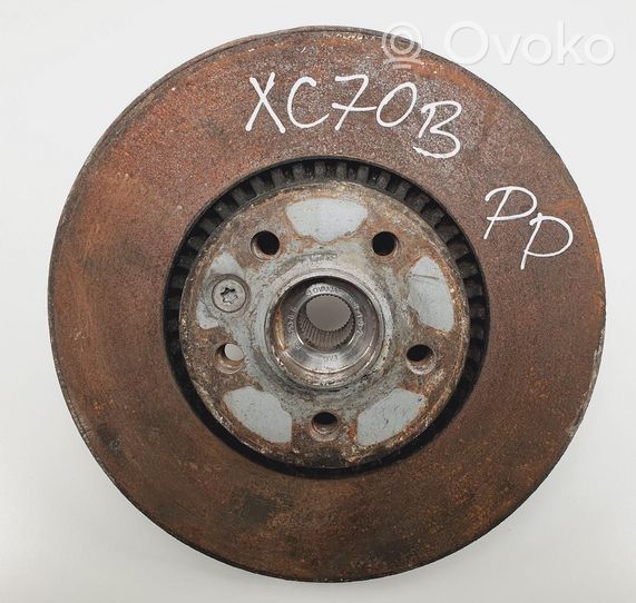 Volvo XC70 Front wheel hub spindle knuckle 