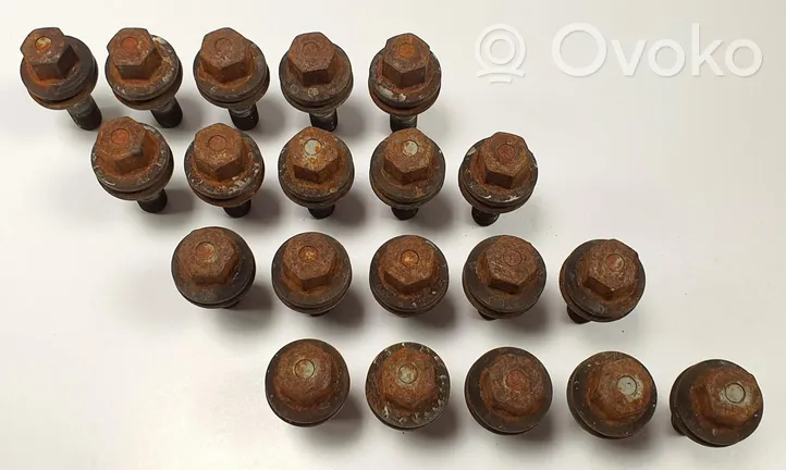 Citroen C5 Nuts/bolts 0