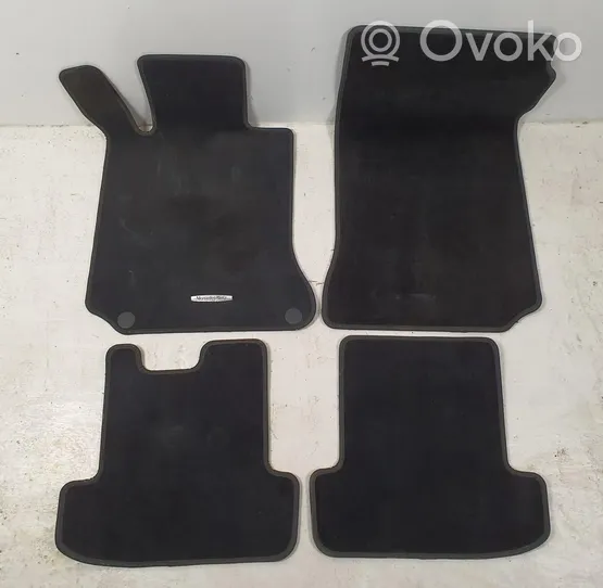 Mercedes-Benz E C207 W207 Kit tapis de sol auto 