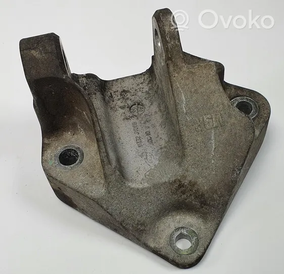 Renault Koleos I Engine mounting bracket 11332JY00B