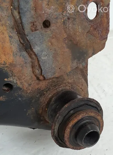 Renault Koleos I Front axle beam 