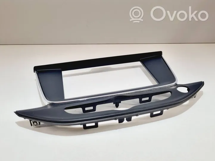 Opel Astra K Mascherina unità principale autoradio/GPS 30690893