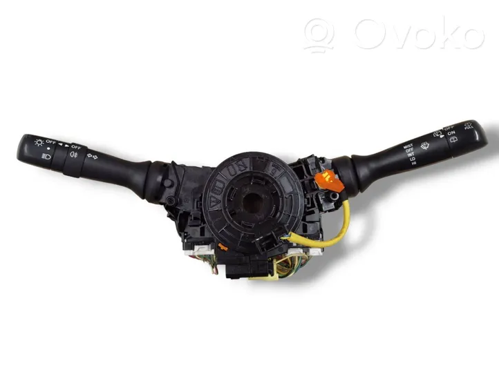 Toyota Aygo AB10 Pyyhkimen/suuntavilkun vipukytkin 84652-0H010