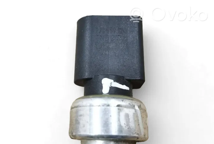 Volkswagen New Beetle Air conditioning (A/C) pressure sensor 