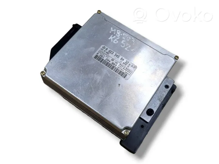 Mercedes-Benz C W202 Sterownik / Moduł ECU 0261204883