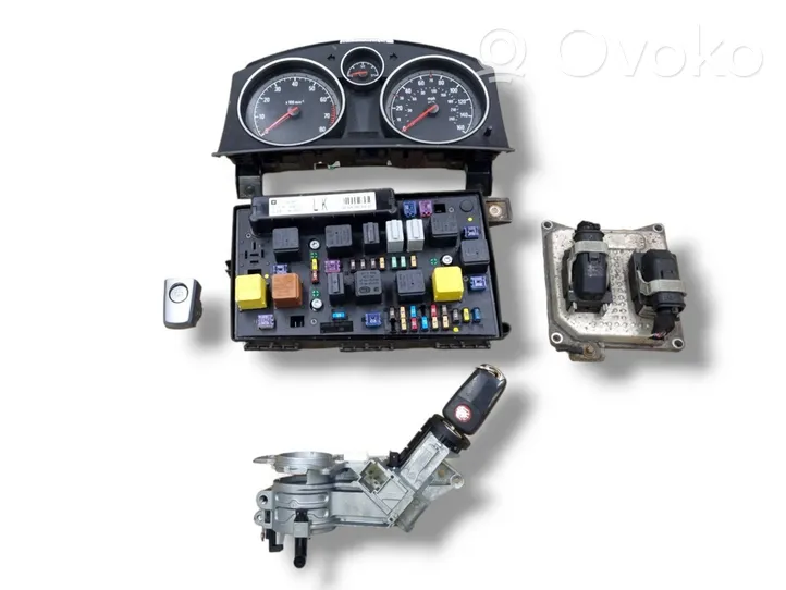 Opel Zafira B Kit centralina motore ECU e serratura 5WK9463