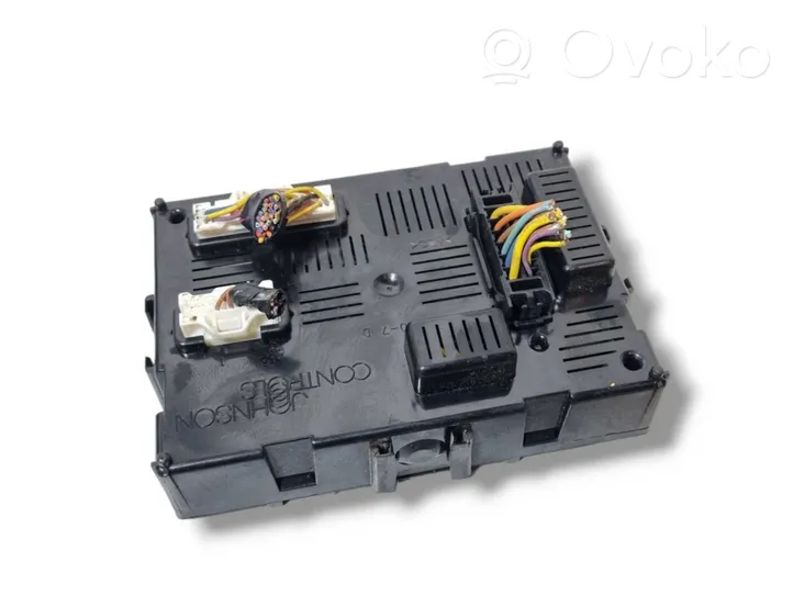 Nissan Note (E11) Komputer / Sterownik ECU i komplet kluczy 8200619409