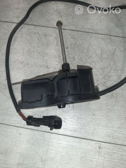 Volvo S40, V40 Silniczek wycieraczki lampy przedniej 0890206950