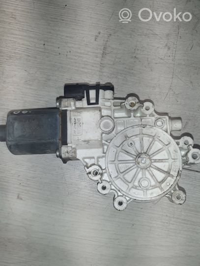 Mitsubishi Colt Moteur de lève-vitre de porte avant 0130822207