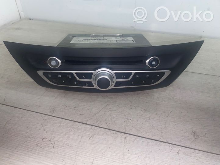 Renault Laguna III Radio/CD/DVD/GPS-pääyksikkö 281155676R