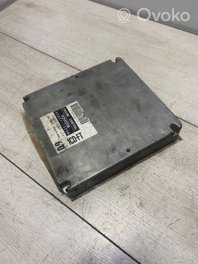 Toyota Corolla E120 E130 Calculateur moteur ECU 8966113230