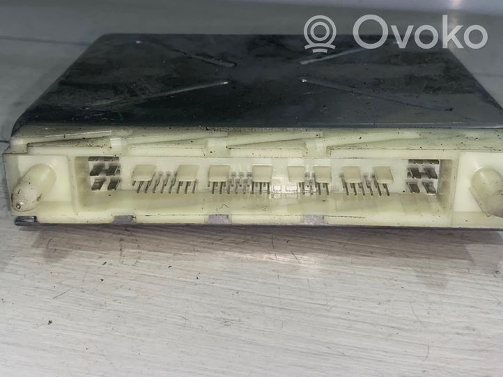 Volvo S70  V70  V70 XC Module de contrôle de boîte de vitesses ECU 1T0101C00