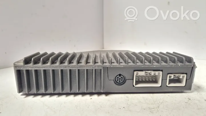 Volvo S80 Sound amplifier 8673135