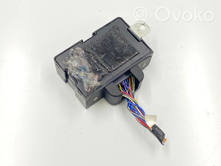 Toyota RAV 4 (XA20) Boîtier module alarme 0819012930