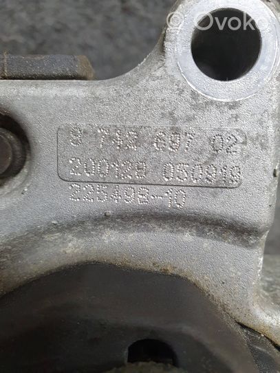 BMW 3 G20 G21 Pagalvė pavarų dėžės 8742697