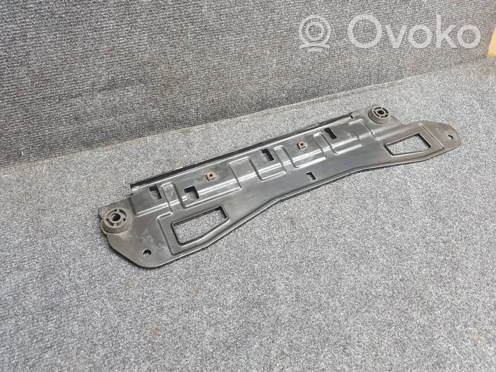 BMW 3 F30 F35 F31 Staffa del pannello di supporto del radiatore parte superiore 8619460