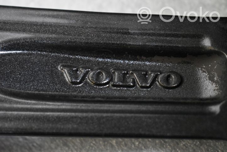 Volvo V40 Cross country R 19 lengvojo lydinio ratlankis (-iai) 