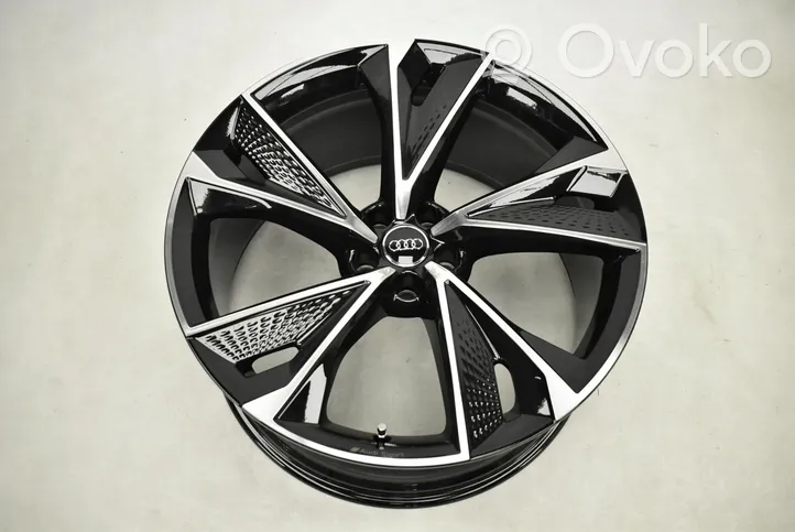 Audi RS6 C8 Felgi aluminiowe R22 