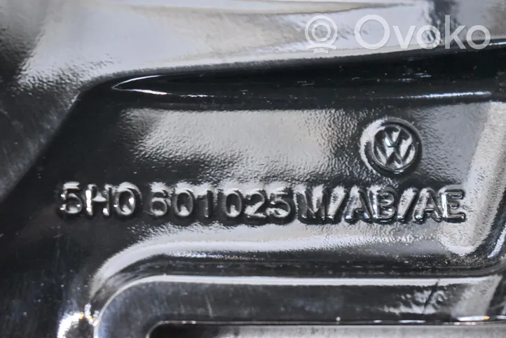 Volkswagen Golf VIII Jante alliage R18 