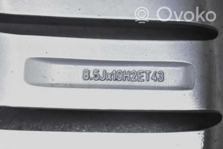 Audi A4 S4 B8 8K Cerchione in lega R19 