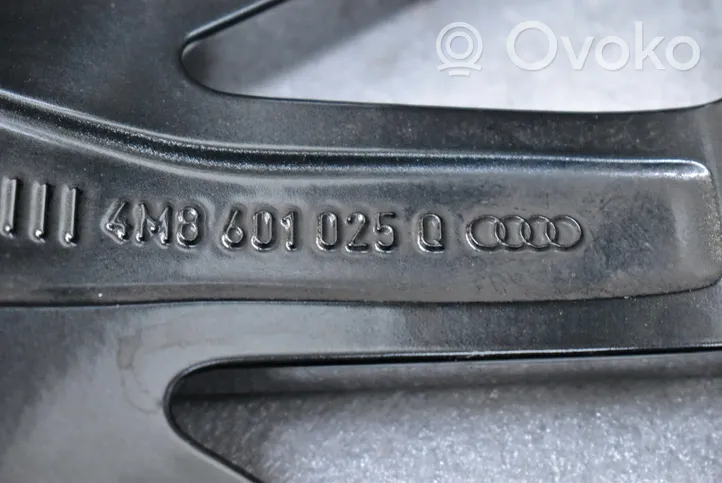 Audi Q8 Felgi aluminiowe R22 