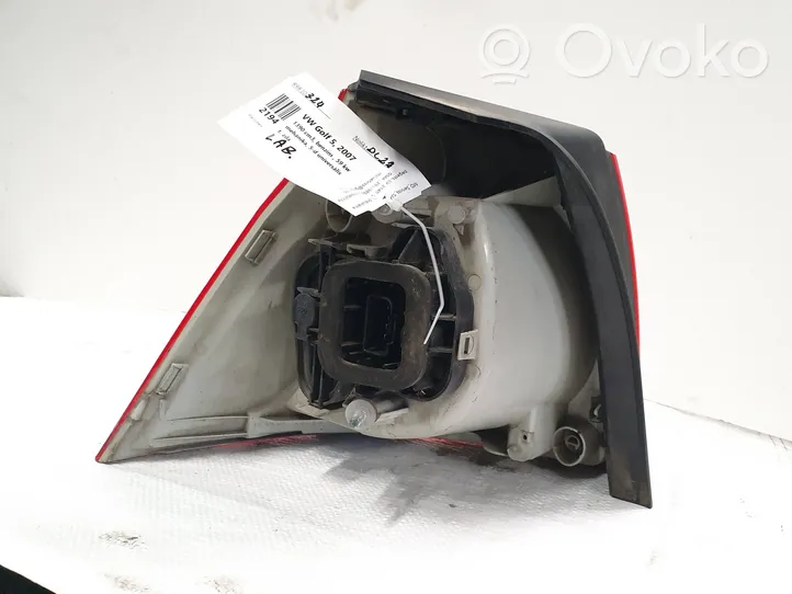 Volkswagen Golf V Lampa tylna 1K6945096N