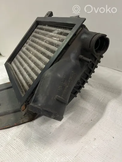 Volkswagen Transporter - Caravelle T4 Radiatore intercooler 701145805A