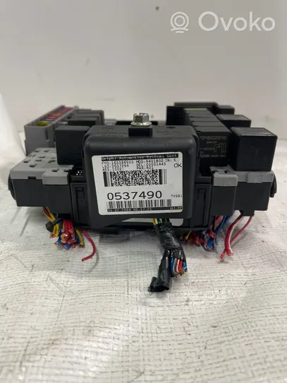 Volvo S60 Fuse box set 9401802