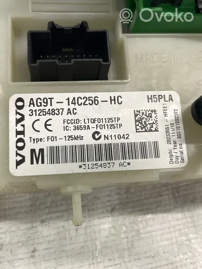 Volvo V70 Fuse module AG9T14C256HC