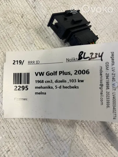 Volkswagen Golf Plus CD/DVD-vaihdin 1K0035110B