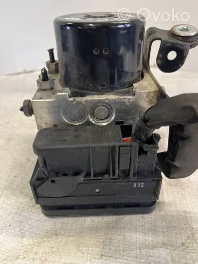 Volvo XC60 ABS Pump 30681619