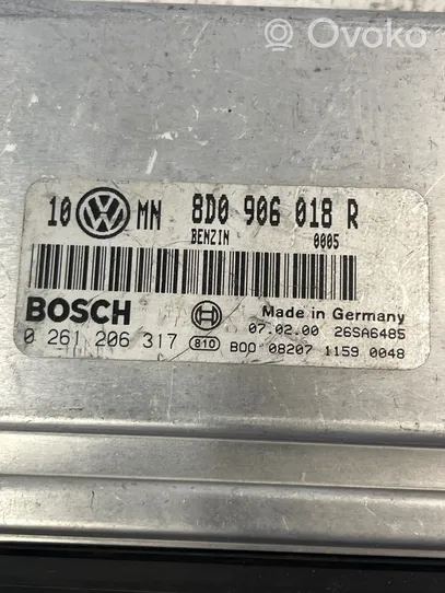 Volkswagen PASSAT B5 Centralina/modulo del motore 8D0906018R