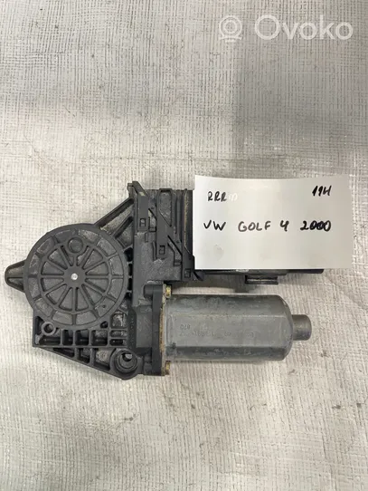 Volkswagen Golf IV Moteur de lève-vitre de porte avant 101435202