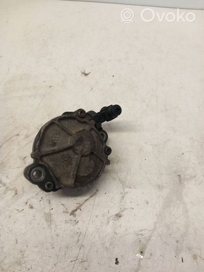 Volvo S40 Vacuum pump 01562B