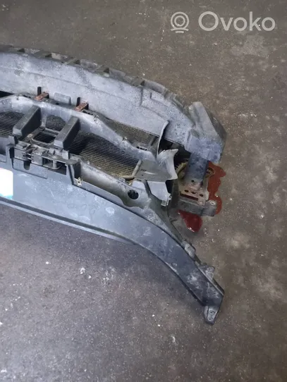 Volkswagen PASSAT CC Pannello di supporto del radiatore 