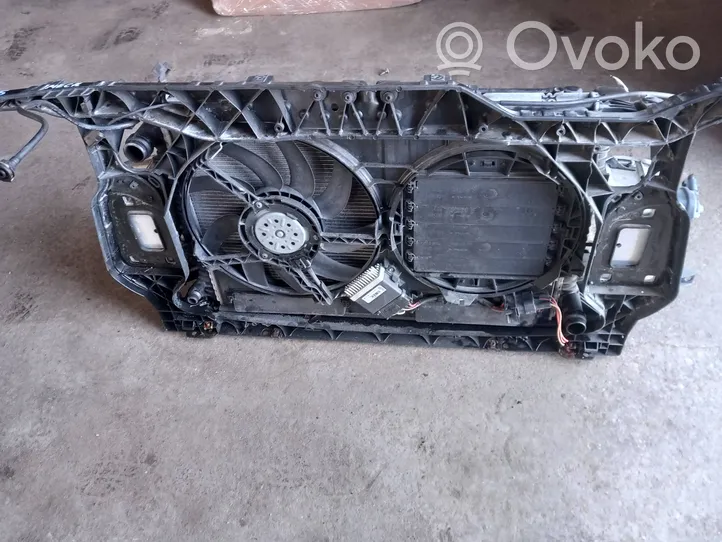 Audi A5 8T 8F Панель радиаторов (телевизор) 