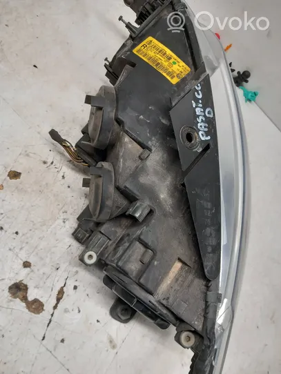 Volkswagen PASSAT CC Lampa przednia 3C8941752C