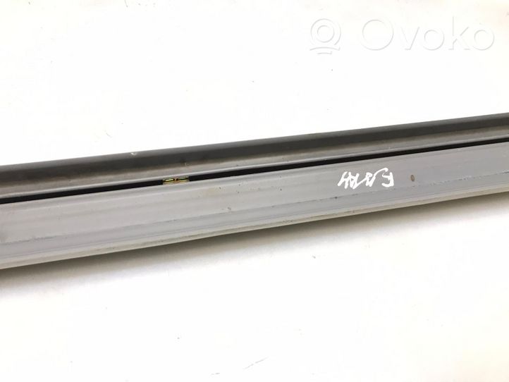 Mercedes-Benz 190 W201 Front sill trim cover 
