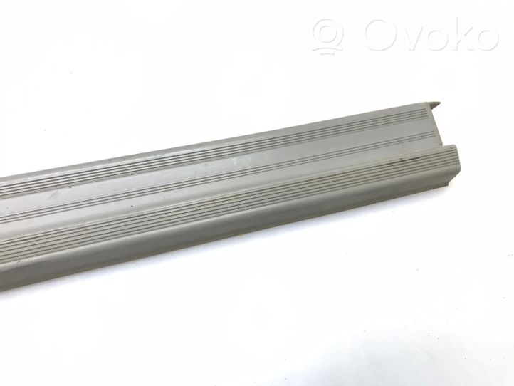 Mercedes-Benz 190 W201 Front sill trim cover 