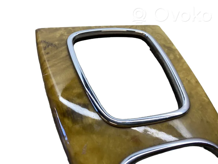 Jaguar S-Type Rivestimento in plastica cornice della leva del cambio F046A08