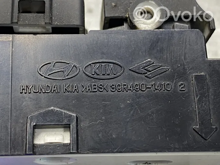 Hyundai i40 Elektrinių langų jungtukas 935703Z550