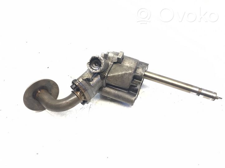 Volkswagen Transporter - Caravelle T4 Oil pump 026115153A