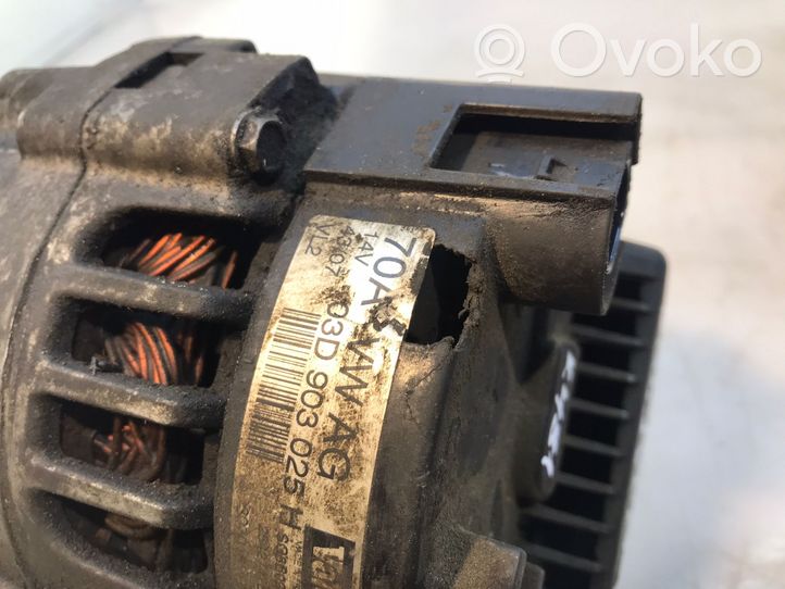 Volkswagen Polo IV 9N3 Generatore/alternatore 03D903025H