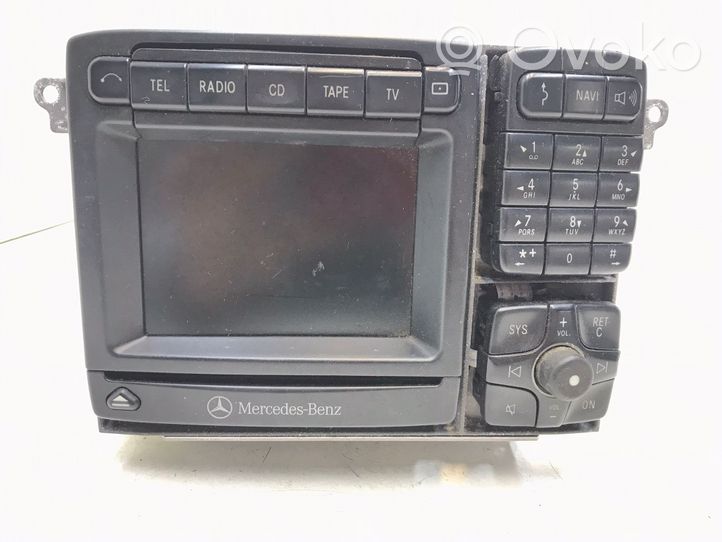 Mercedes-Benz S W220 Radio/CD/DVD/GPS head unit A2208204889