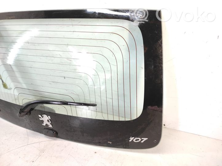 Peugeot 107 Rear windscreen/windshield window 