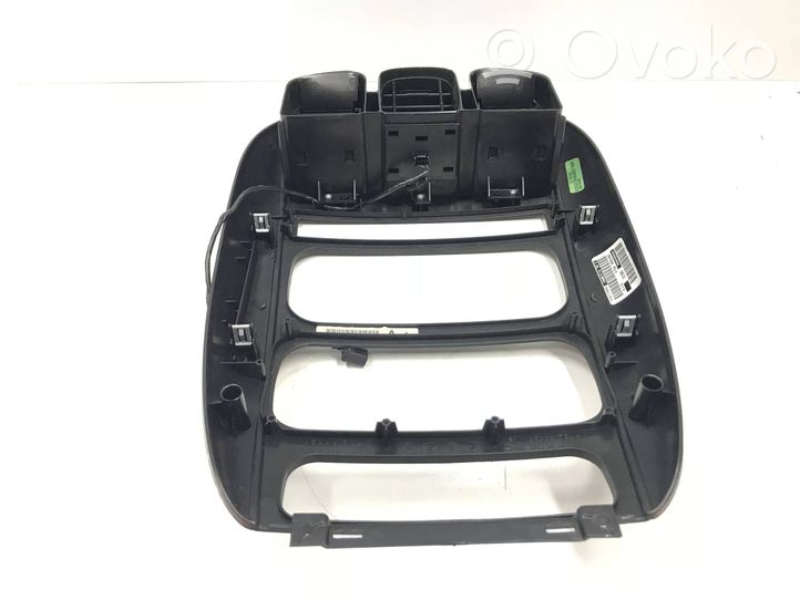 Chrysler Voyager Console centrale, commande chauffage/clim P05005260AE